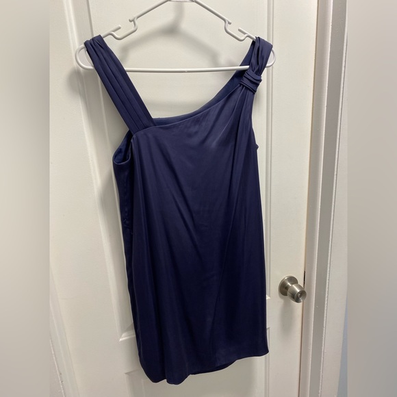 Navy BCBG Mc Azria cocktail dress - Picture 3 of 3